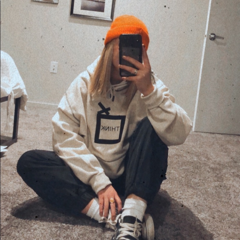 Meet your Posher, Nora